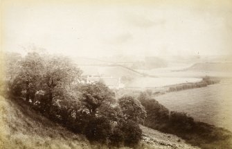 Distant view of houses in Fenwick village.
