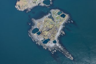 Oblique aerial view of Easdale, looking E.