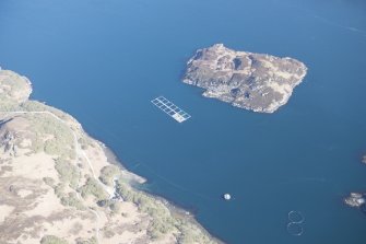 Oblique aerial view of a landing point at Port an t-Suainich on Loch a' Chairn Bhain, looking NNW.