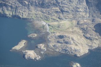 Oblique aerial view of a farmstead at Glencoul, looking NE.