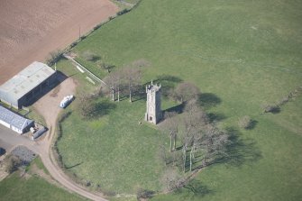 Oblique aerial view of Wallace's Monument, looking W.