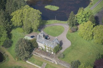 Oblique aerial view of Linnhous Country House, looking WNW.