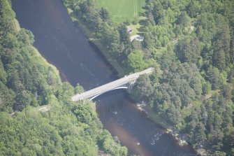 Oblique aerial view of the Bridge of Carron, looking SSW.