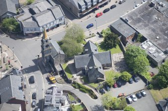 Oblique aerial view of Kirkintilloch Old Church and Town Steeple, looking E.