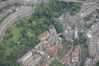 Oblique aerial view of Drumsheugh Baths, Dean Path, Dean Village and Belgrave Crescent, looking ENE.