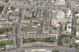 Oblique aerial view of 165 Leith Walk and 17-19 Smith's Place, looking WNW.