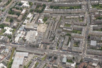 Oblique aerial view of 165 Leith Walk and 17-19 Smith's Place, looking E.