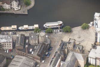 Oblique aerial view of Leith Signal Tower and Leith Sailors' Home, looking SSW.