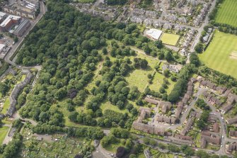 Oblique aerial view of Warriston Cemetery Extension, looking SW.