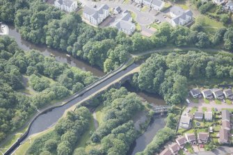 Oblique aerial view of the Kelvin Aqueduct, looking SSW.