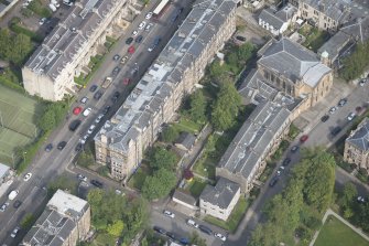 Oblique aerial view of Hyndland Road, Belhaven-Westbourne Church and church hall, looking NNW.