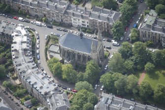 Oblique aerial view of Kelvinside Hillhead Parish Church, looking S.