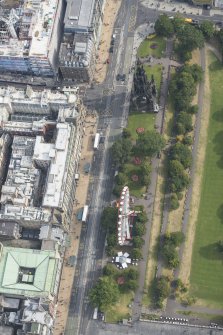 Oblique aerial view of East Princes Street Gardens, looking ENE.