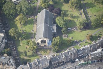 Oblique aerial view of Greyfriars Church and Churchyard, looking W.
