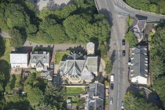 Oblique aerial view of Penicuik Free Church, looking NW.