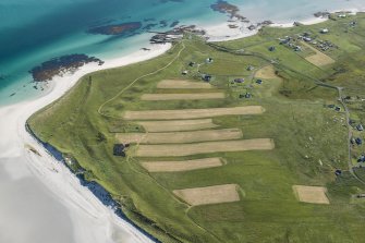 Oblique aerial view of Eolaigearraidh, looking SSE.