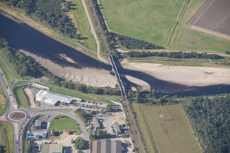 Oblique aerial view of the Findhorn Viaduct, looking W.