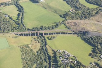 Oblique aerial view of Nairn Viaduct, looking E.