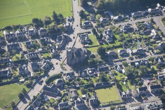 Oblique aerial view of Nairn Old Parish Church, looking SW.
