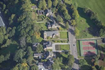 Oblique aerial view of Holy Trinity Episcopal Church, looking N.