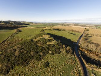 Oblique aerial view of Peace Knowe fort.