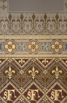 Chancel. Painted decoration.