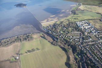 Oblique aerial view of Cramond Village and Cramond Island, looking NE.