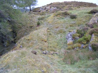 View along south rampart and possible entrance, photograph of Dun da Lamh, from a topographic archaeological survey at five Pictish Forts in the Highlands