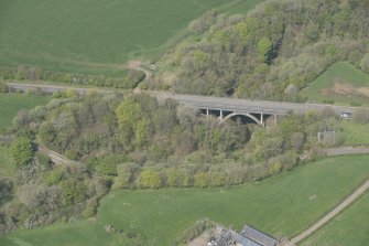 Oblique aerial view of Canderside Bridge and Cander Bridge, looking WNW.