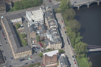 Oblique aerial view of Carlton Place, looking WNW.