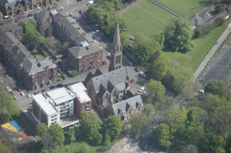 Oblique aerial view of Camphill Queen's Park Church and Hall, looking ENE.