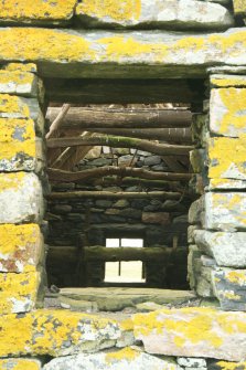 Detail of window and roof beams, 18th century byre; Ruisgarry, Baile.