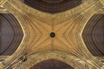 Transept crossing, general plan view of ceiling.