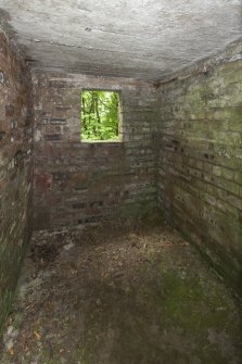 Ex D.O. post. Interior view of small room to the N of the observation room.