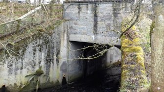 Detail of N side of bridge.