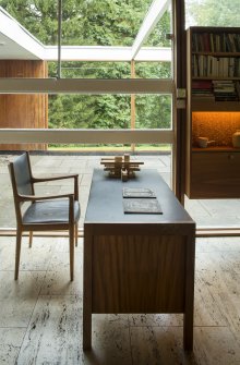 Library. View of Bernat Klien's desk with model for studio.