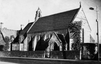 View from W of Christ Church, Falkirk