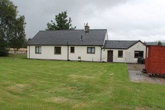 Historic building recording, Farm Buildings, General vie of farm cottage from NW, Macallan Distillery