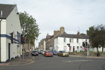 Haddington. View of junction at Market Street and Hardgate from east.