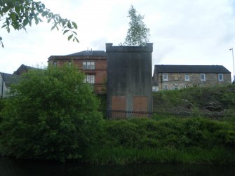 Historic building recording, General site shot from the W bank from E, Southbank Road, Kirkintilloch