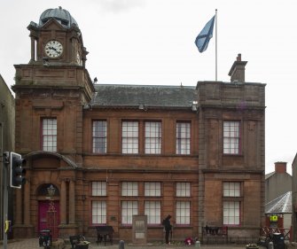 Cowdenbeath Town Hall and War Memorials. General view from west.