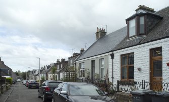 General view from east showing Nos 58-78 High Beveridgewell, Dunfermline