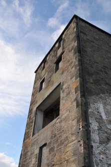 Standing building recording, External SE corner, general shots, Path Brae, Kirkliston