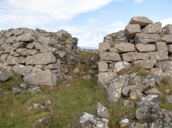 Leccamore dun. SW entrance.