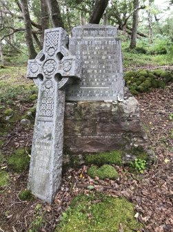 Monument to Alexander Robertson of Lochmaree d.1925 