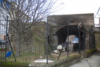 Standing building recording, S elevation, E end Citadel gate, Mariner's Church (St Ninians Church), Commercial Street, Leith, Edinburgh