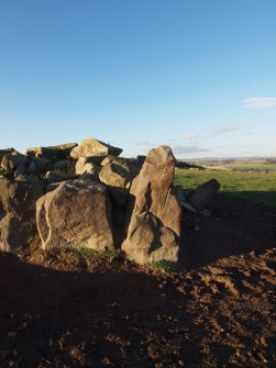 Detail of stone 5 and P2 (as marked on plan).