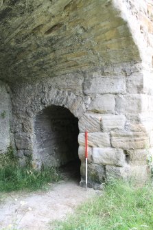 Historic building survey, Detail of arch to the E side of the S side of the kiln, Limekilns, Harbour Road, Charlestown