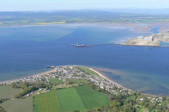 Aerial view of Cromarty and Nigg, Cromarty Firth, looking NW.