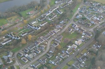 Oblique general aerial view of  part of Maryburgh near Dingwall, Easter Ross, looking SE.